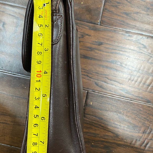 Brighton Brown leather Snakeskin like textured Crossbody One world charm - Picture 4 of 7